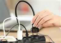 Nguyên nhân cháy ổ điện và cách xử lý Nguyên nhân cháy ổ điện và cách xử lý